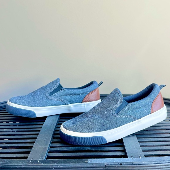 NWT Old Navy Denim Slip On Sneakers - Picture 2 of 5